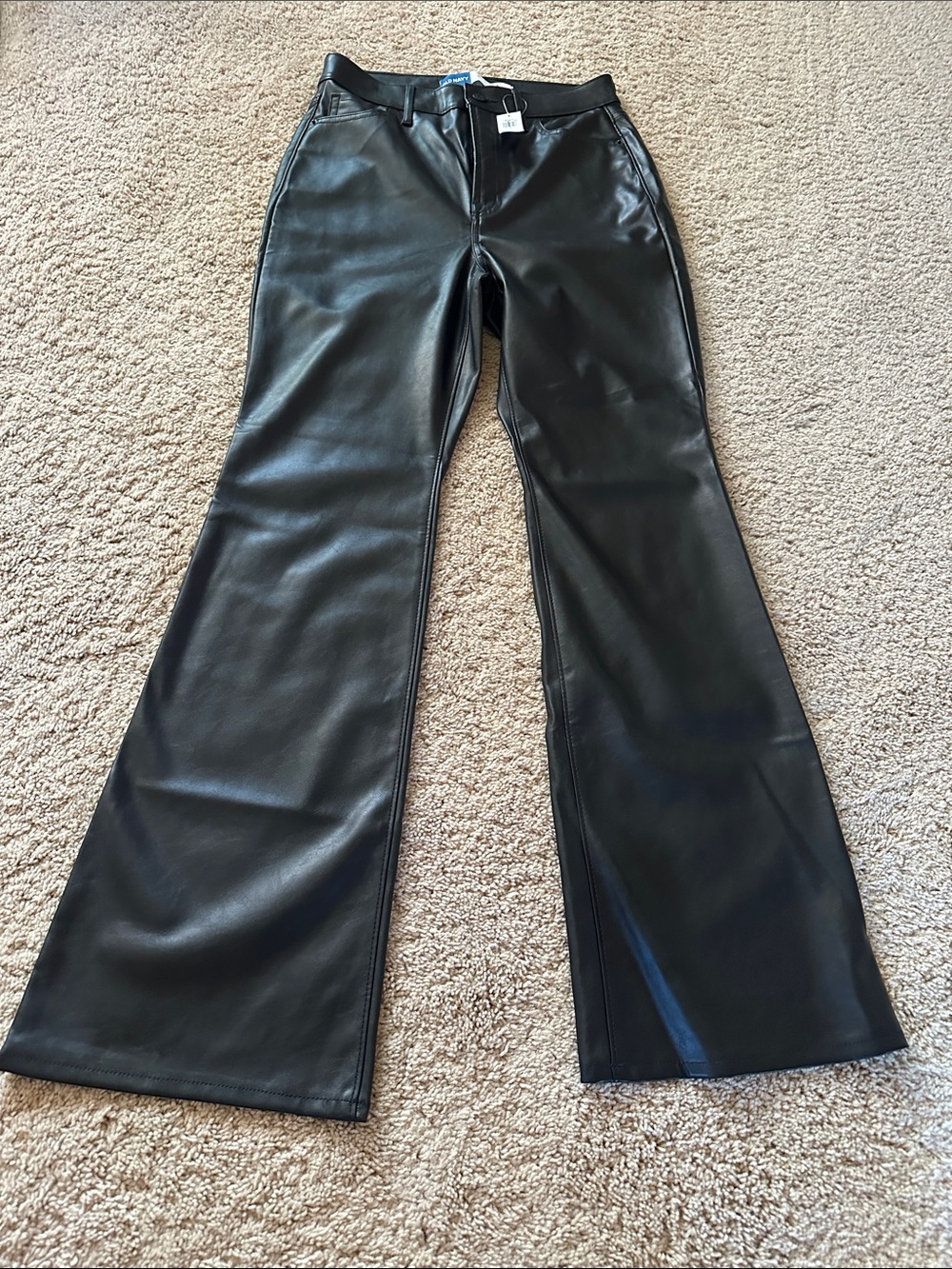 Old Navy Black Faux Leather High-Rise Flare Pants Sz: 6
